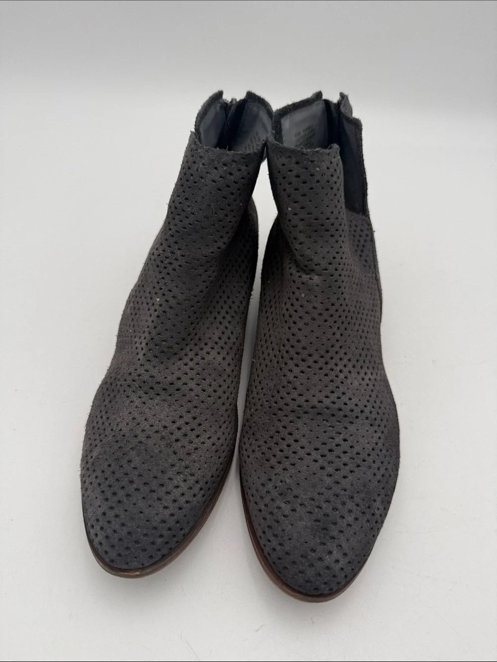 Crown vintage Charcoal Perforated Suede Ankle Boots women 9.5M fall winter Y2K